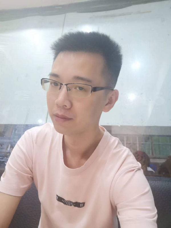 云杰的第三张照片--马尾父母相亲团